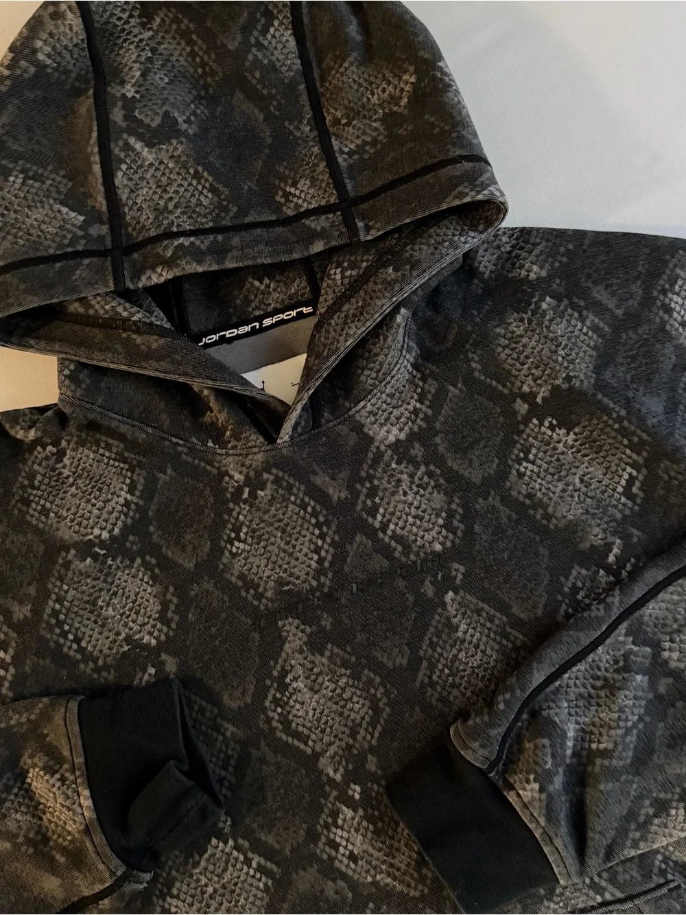 Jordan Sport Nike Snakeskin Hoodie Men L Baller Y2K Streets New York Harlem Goon